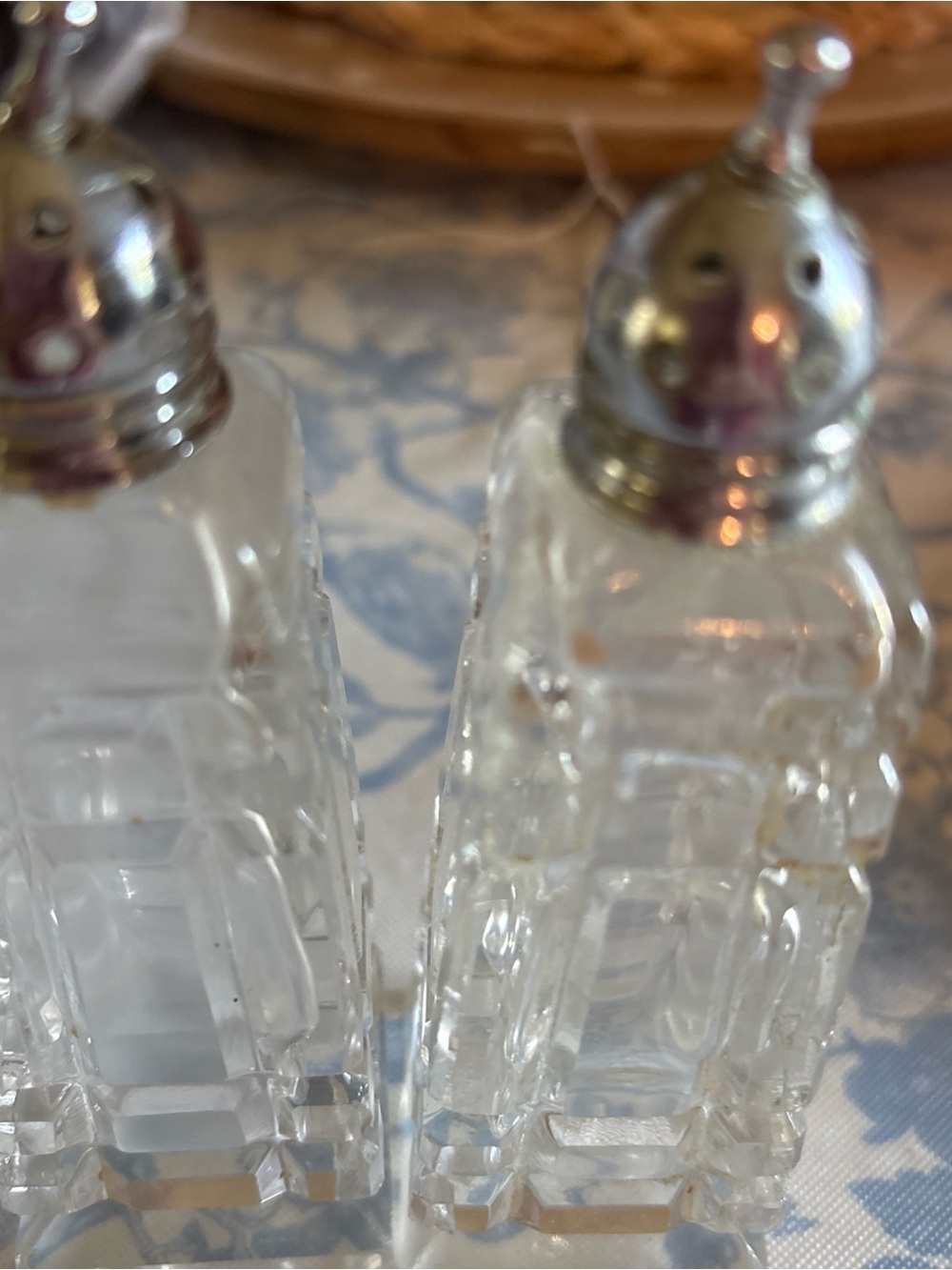 Source Unknown Clear Glass Salt and Pepper Shakers with Silver Tops